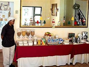 Bed & Breakfast Centre Court 4*