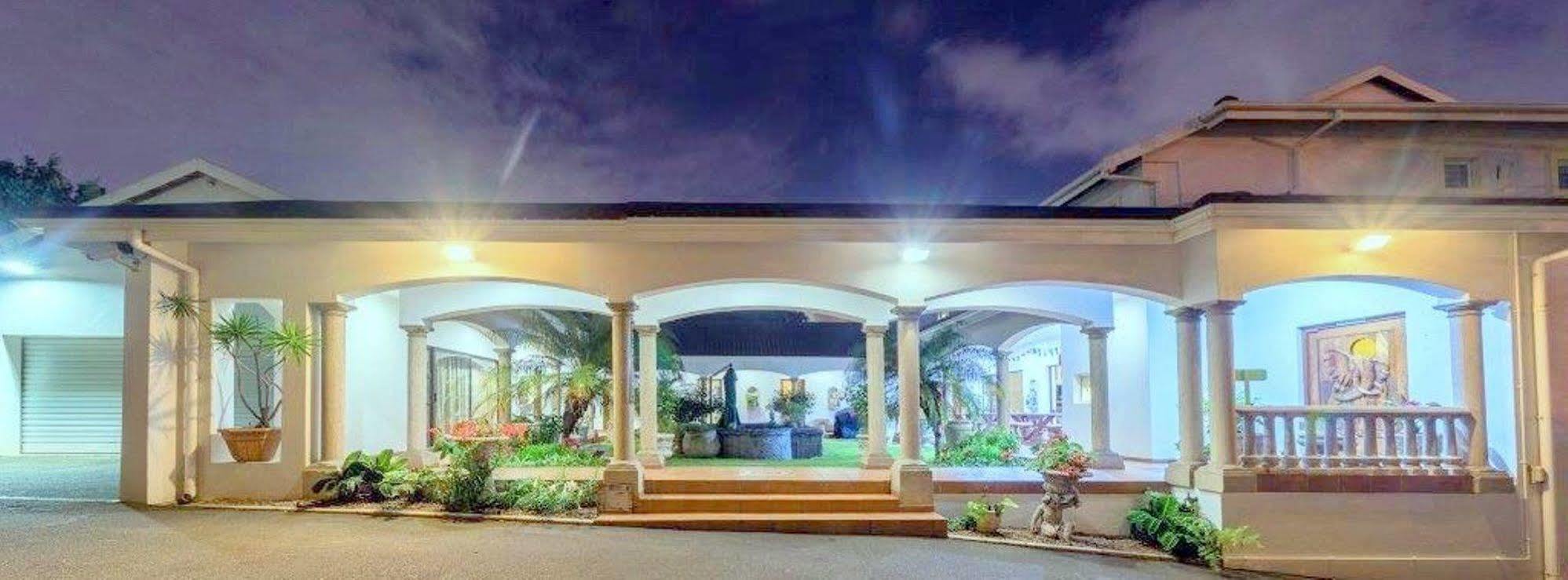 Bed & Breakfast Centre Court