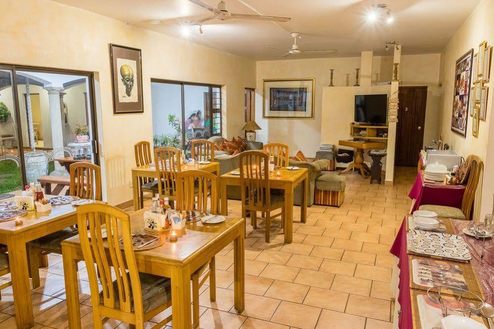 Bed & Breakfast Centre Court