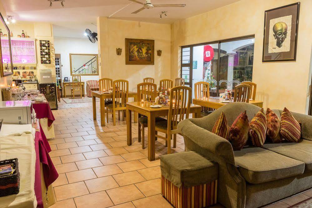 Centre Court Bed & Breakfast 4*